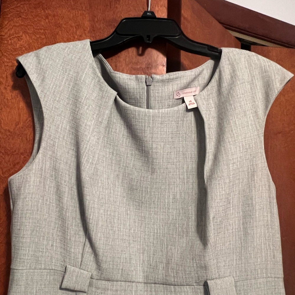 Elegant Gray Sleeveless Dress